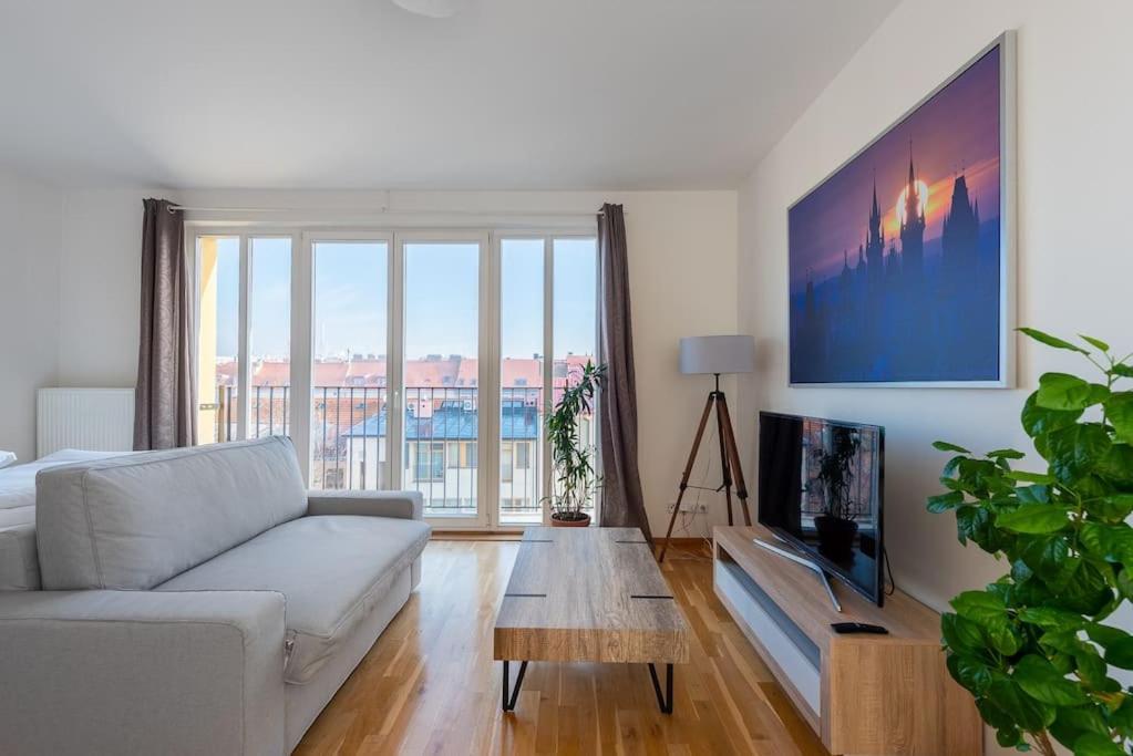 Sunny Safron Apartment Prague Exterior photo
